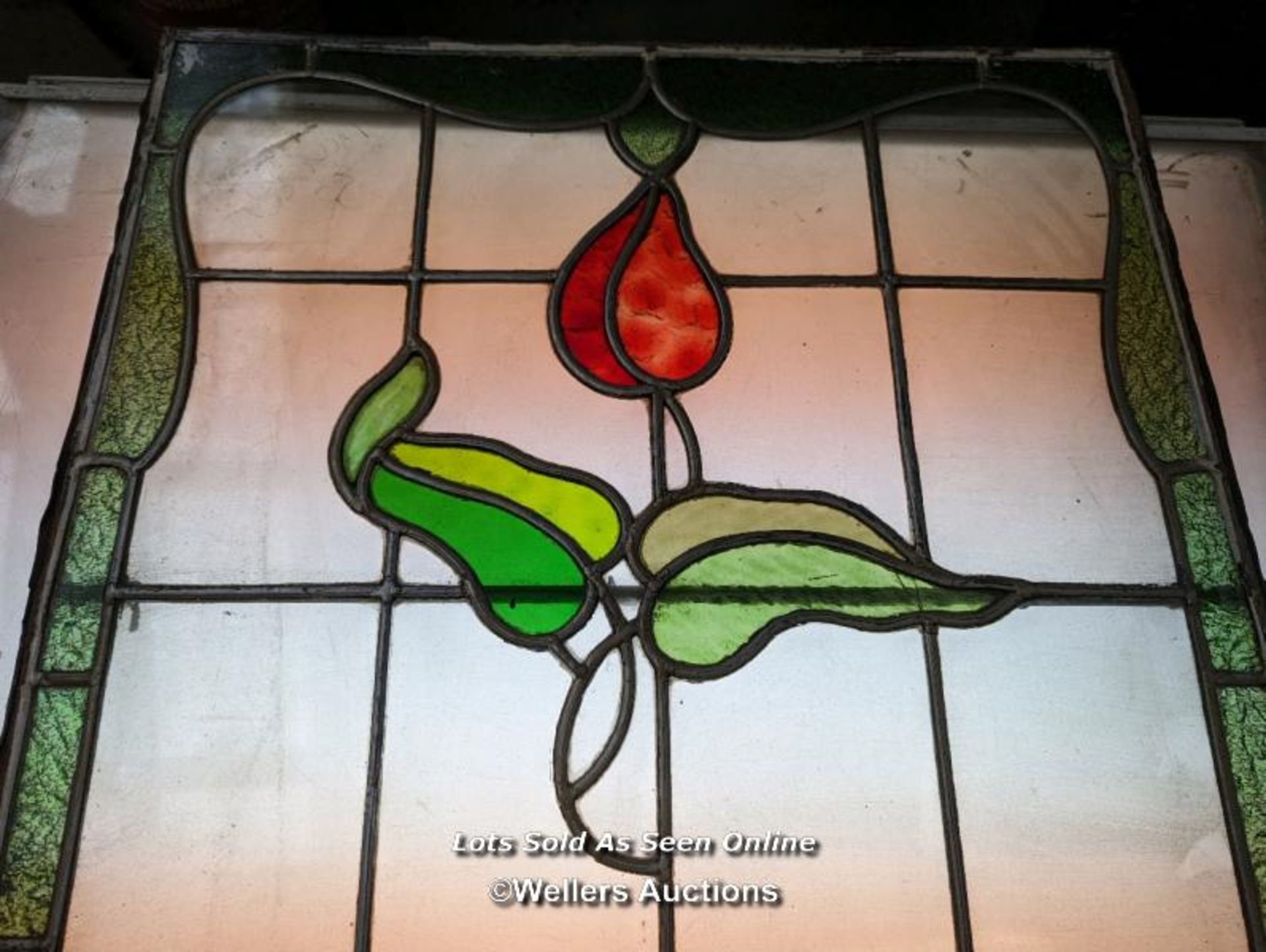 A pair of Art nouveau stained glass panels. Some breaks. 56cm x 98cm - Bild 3 aus 6