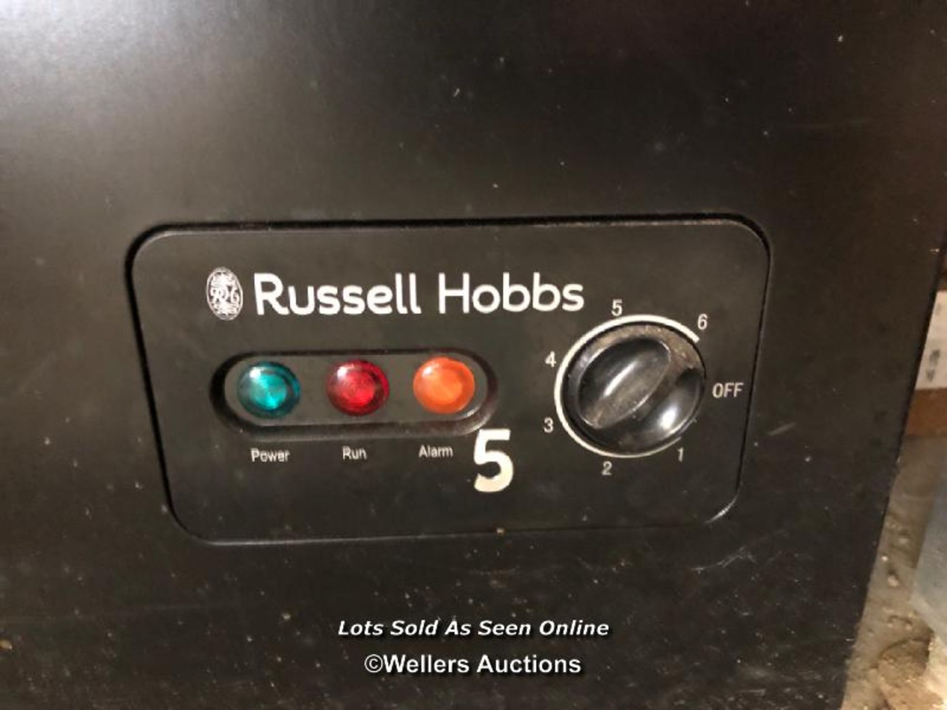 *RUSSELL HOBBS RHCF198B CHEST FREEZER / COLLECTION LOCATION: PETERBOROUGH (PE1) - Image 2 of 5