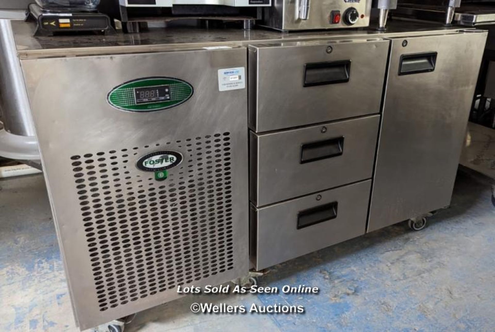 *FOSTER EPRO1/2H REFRIGERATION COUNTER, 82.5CM (H) X 140CM (W) X 70CM (D) / COLLECTION LOCATION: