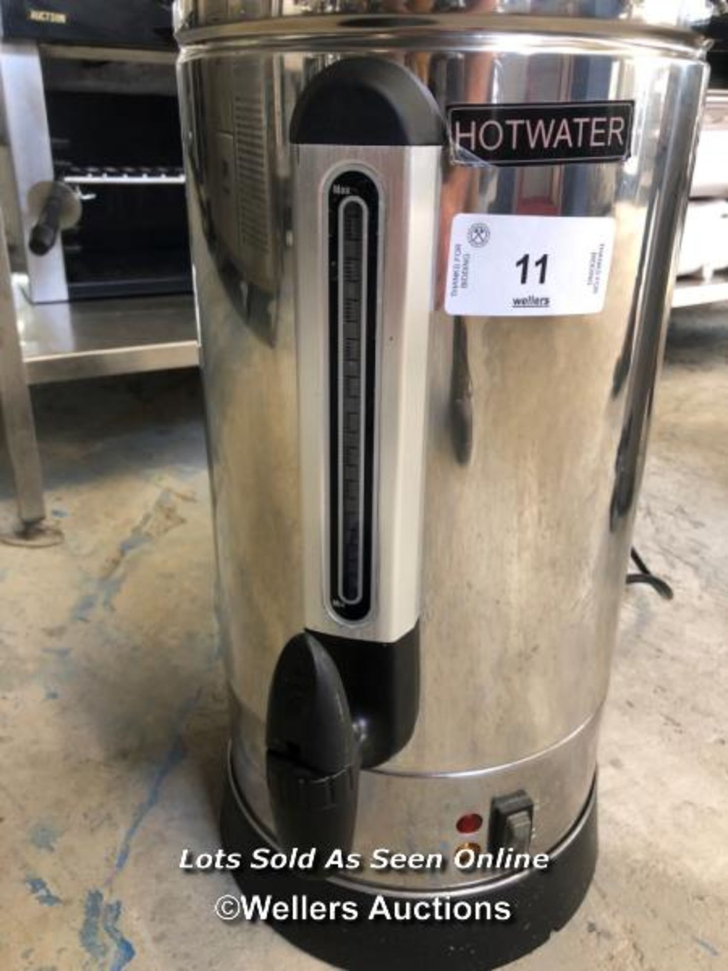 *UNBRANDED HW10L TEA/HOT WATER URN / COLLECTION LOCATION: PETERBOROUGH (PE1) - Image 3 of 4
