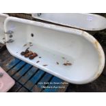 VINTAGE CAST IRON BATH TUB WITH THREE BALL & CLAW FEET, 160CM (L) X 72CM (W) X 46CM (H)