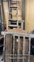 LARGE QUANTITY OF WOODEN ITEMS INCL. WINDOW FRAMES, CORNER SHELF, AS FOUND LADDER, PACK OF NEW