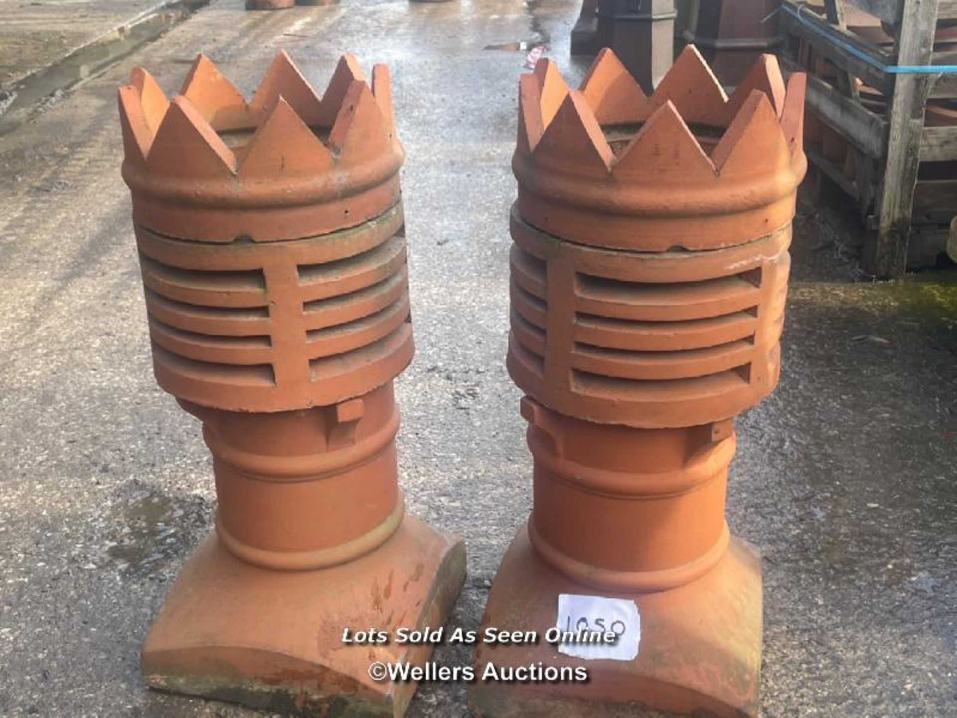 PAIR OF VENTED CROWN TOP CHIMNEY POTS, 76CM (H) X 33CM X 33CM AT BASE