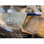 2X GLASS BRICKS AND EMBOSSED GLASS TRAY