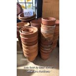 APPROX. 60X TERRACOTTA PLANT POTS, VARIOUS SIZES