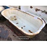 VINTAGE CAST IRON BATH TUB, WITHOUT FEET, 160CM (L) X 67CM (L) X 44CM (H)