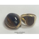 A Tiger's eye signet ring in 9ct gold, hallmarked London 2004, ring size S, weight 7.81g with