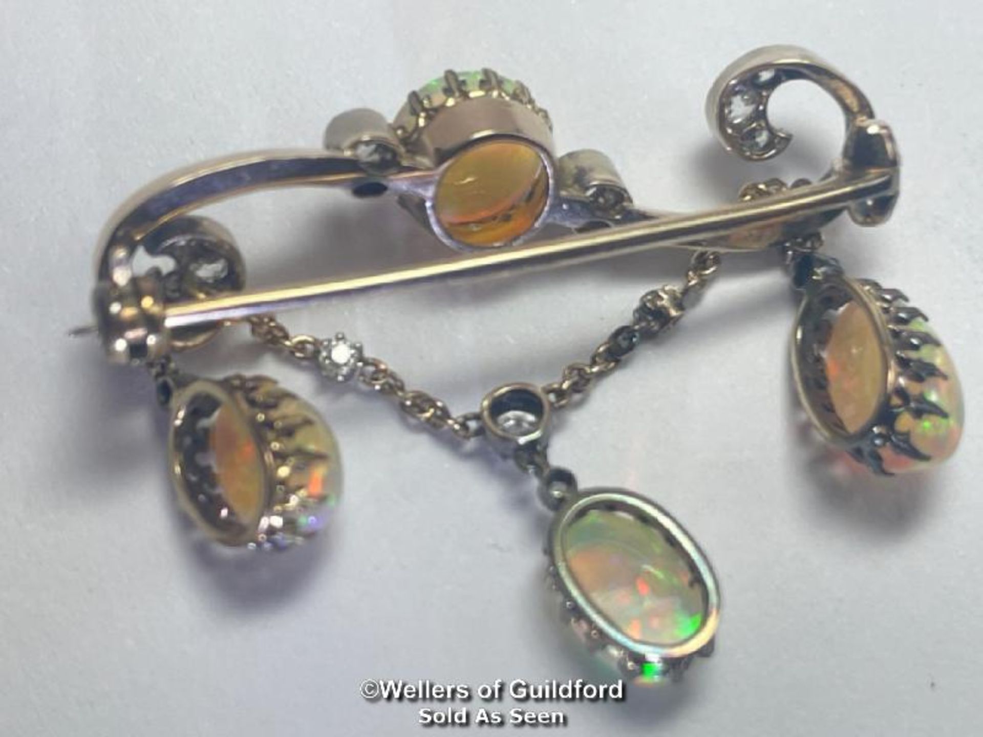 Late Victorian opal and old cut diamond bar brooch with opal and diamond chain, dangle drops the - Bild 5 aus 6