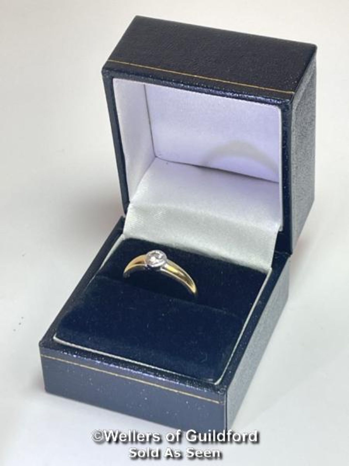 Diamond solitaire ring in hallmarked 18ct gold. Estimated diamond weight 0.23ct, colour J-K, clarity - Bild 5 aus 5
