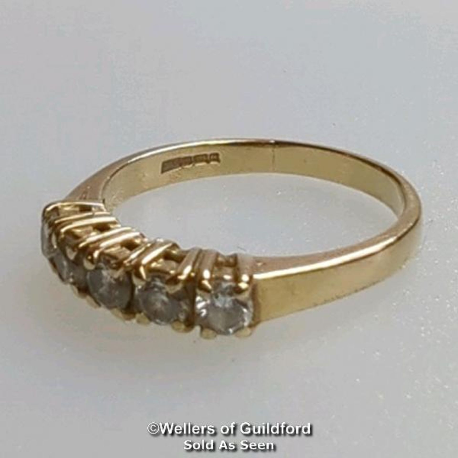 Five stone cubic zirconia ring in hallmarked 9ct gold. Diameter of stones 3.2mm. Ring size R1/2. - Image 4 of 6
