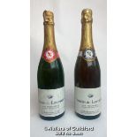 Two bottles of 00, Vin Mousseux, one Brut and one Demi-Sec, 75cl / Please see images for fill