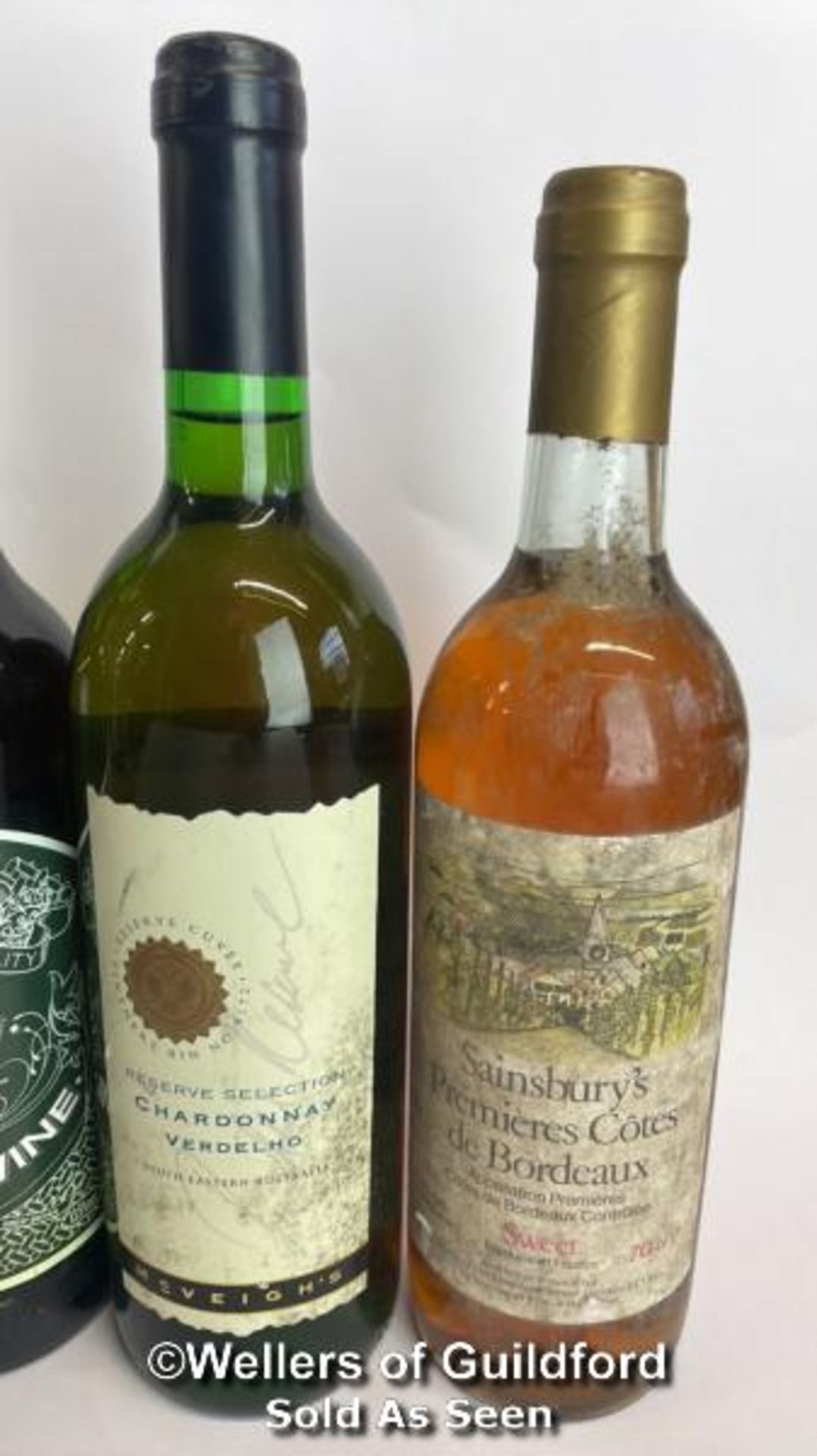 Five bottles of wine Inc. Green Traditional Ginger Wine, Ernest & Julio Gallo California White Wine, - Image 8 of 8