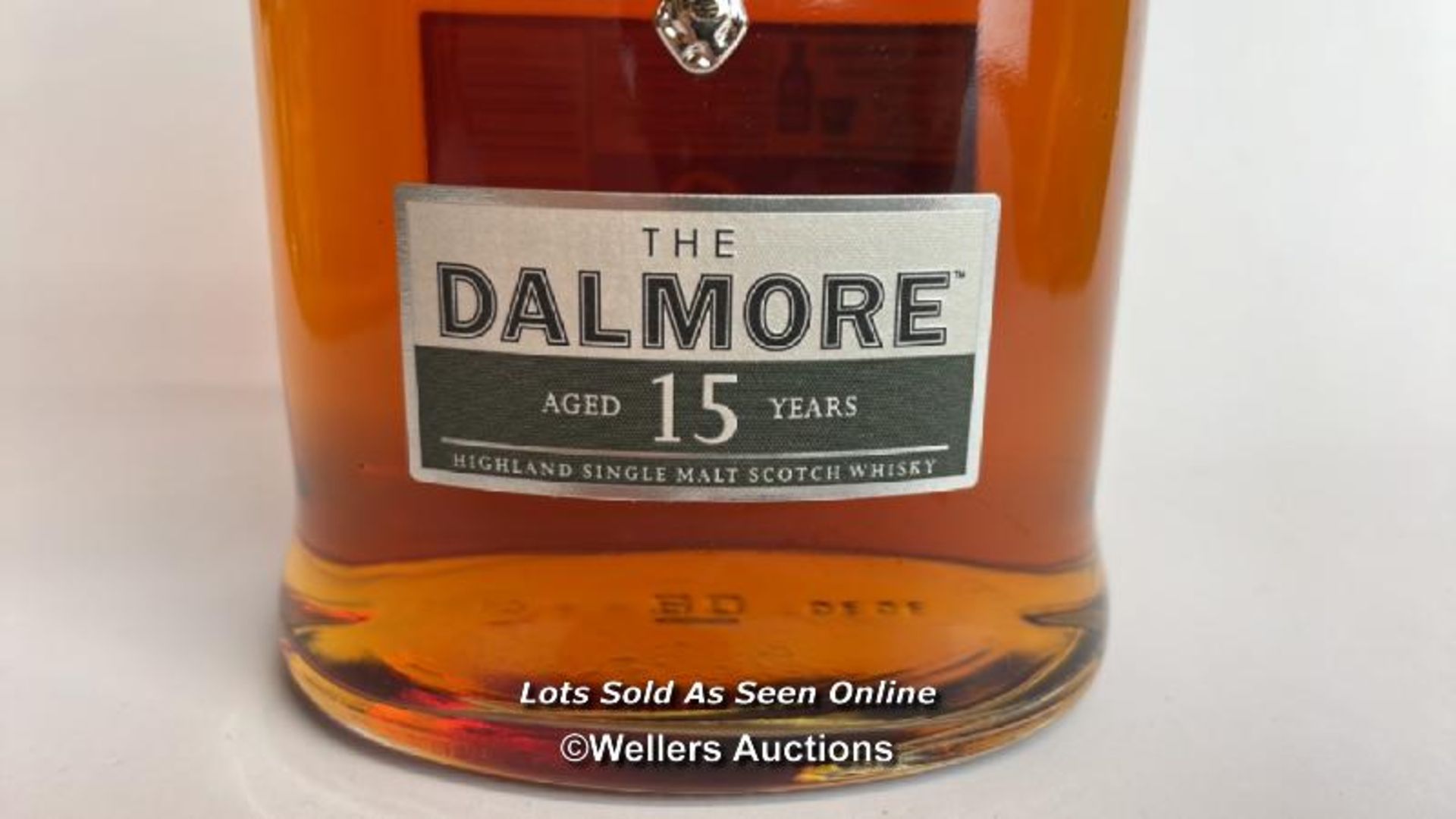 The Dalmore Highland Single Malth Scotch Whisky, Aged 15 years, 70cl, 40% vol, In original box / - Image 4 of 6