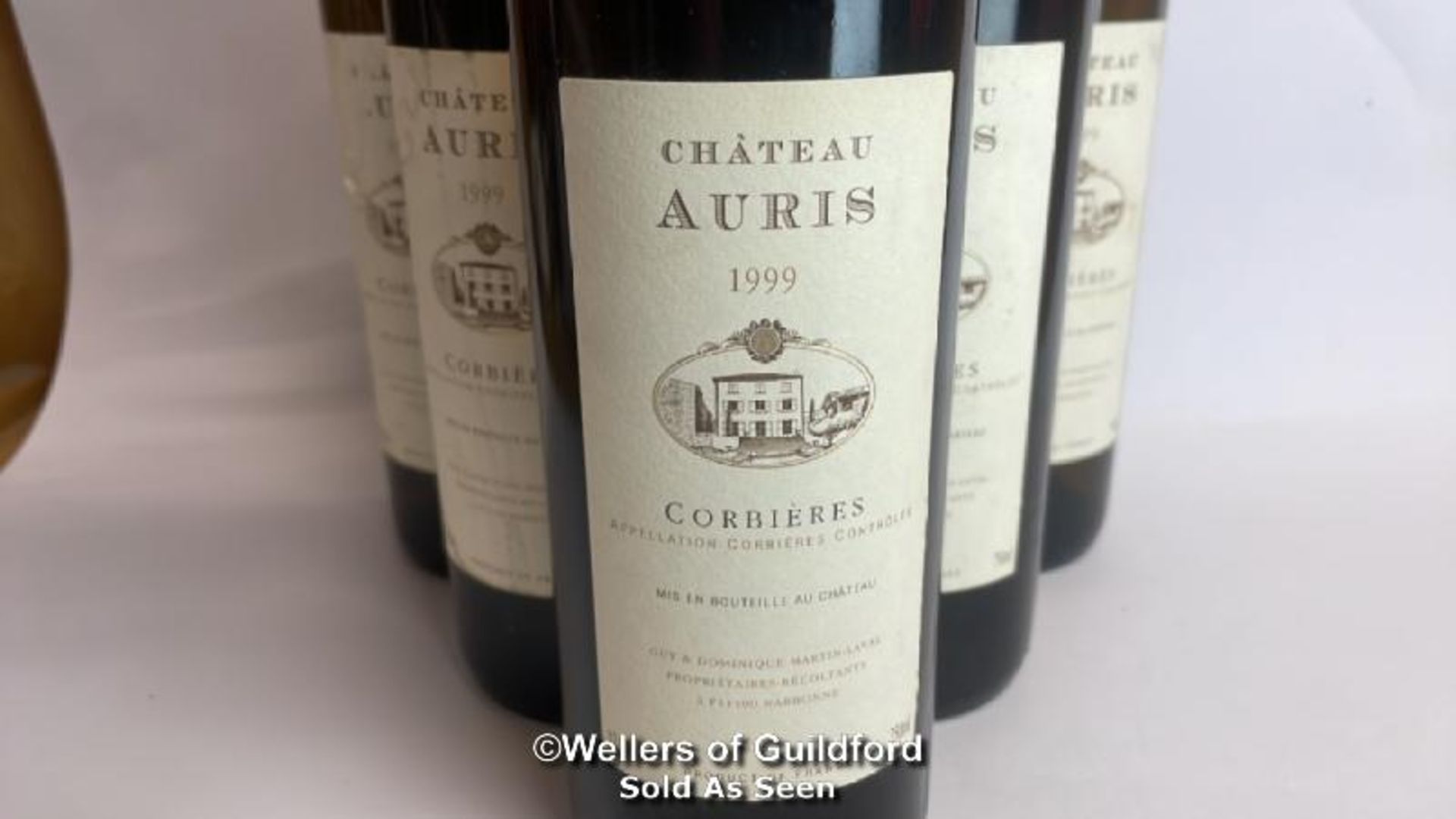 Six bottles of 1999 Chateau Auris Corbieres, Mis En Boutille Au Chateau, 75cl, 12.5% vol / Please - Image 4 of 8
