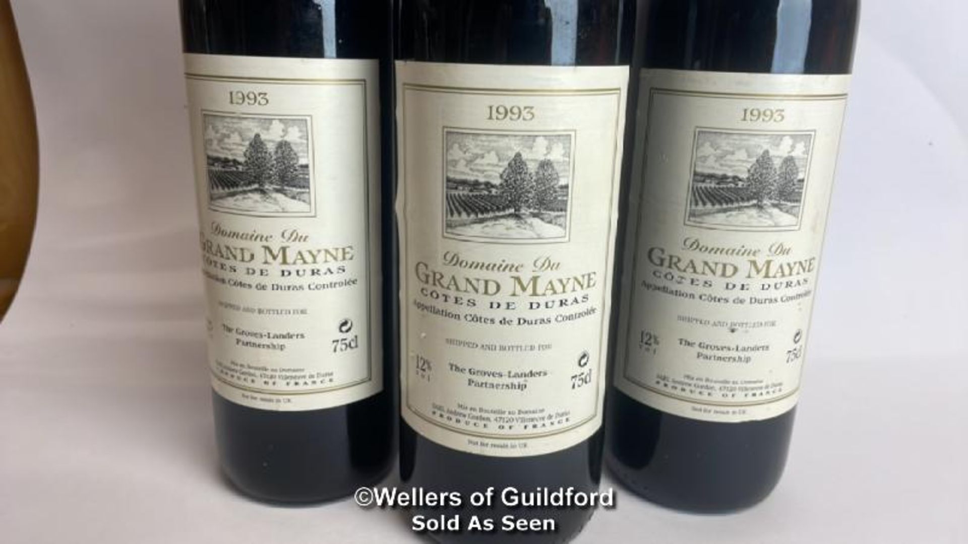 Three bottles of 1993 Domaine Du Grand Mayne Cotes De Duras, 75cl, 12% vol / Please see images for - Image 4 of 10