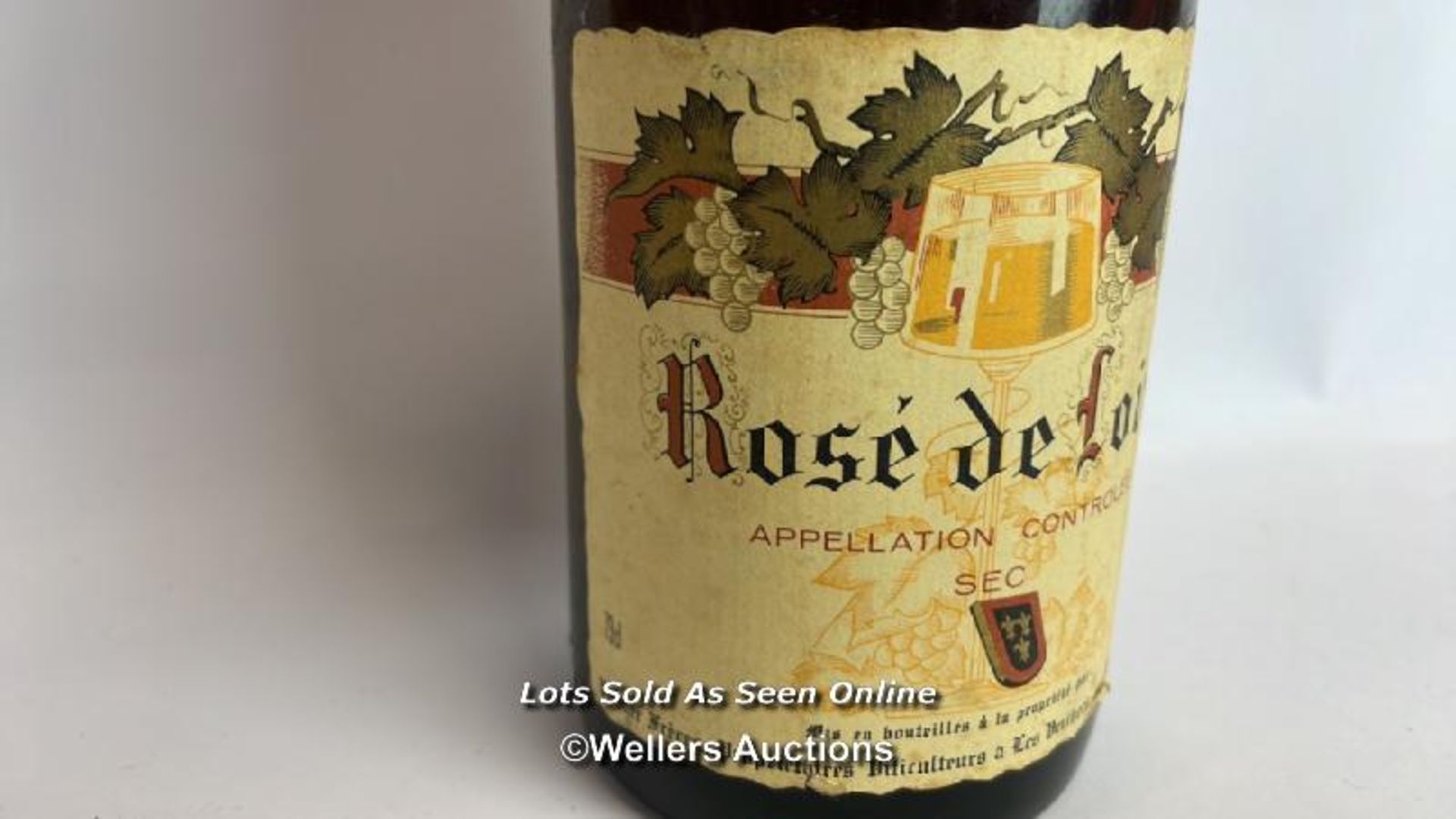 1974 Rose De Loire, 73cl, No vol indicated / Please see images for fill level and general condition. - Image 3 of 7