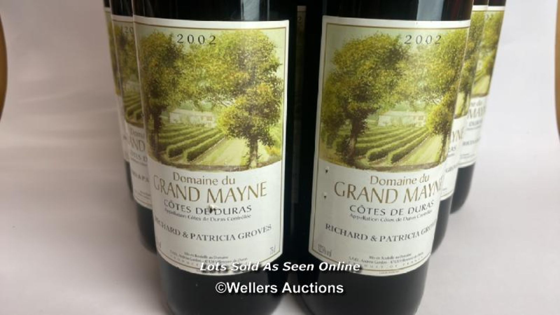 Nine bottles of 2002 Domaine Du Grande Mayne Cotes De Duras, Richard and Patricia Groves. 75cl, 12. - Bild 3 aus 8