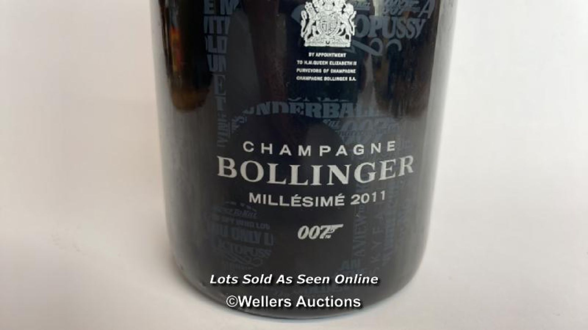 2011 007 Bollinger Champagne, Millesime, 75cl, 12% vol / Please see images for fill level and - Image 2 of 8