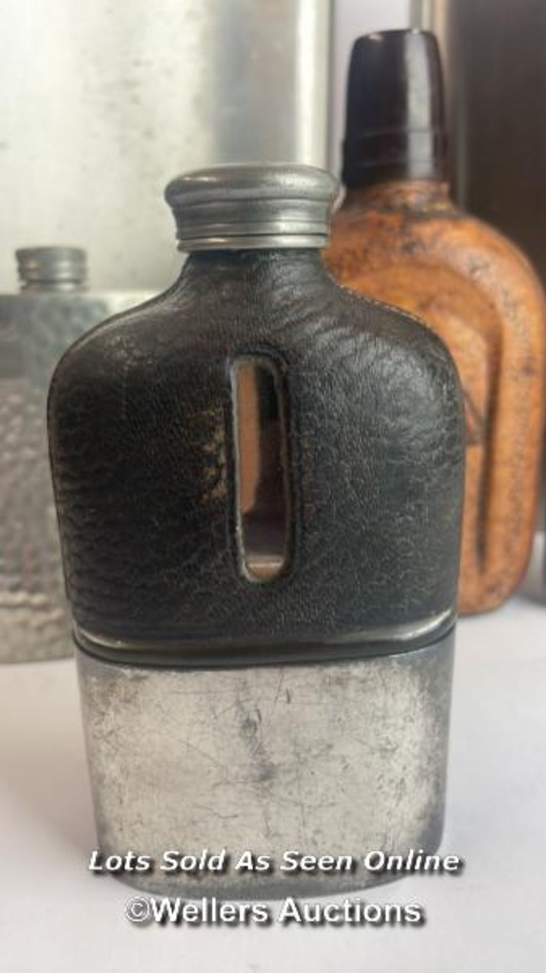 Six hip flasks, inc.Large 64oz, Electronic plated, and Pewter - Image 2 of 6