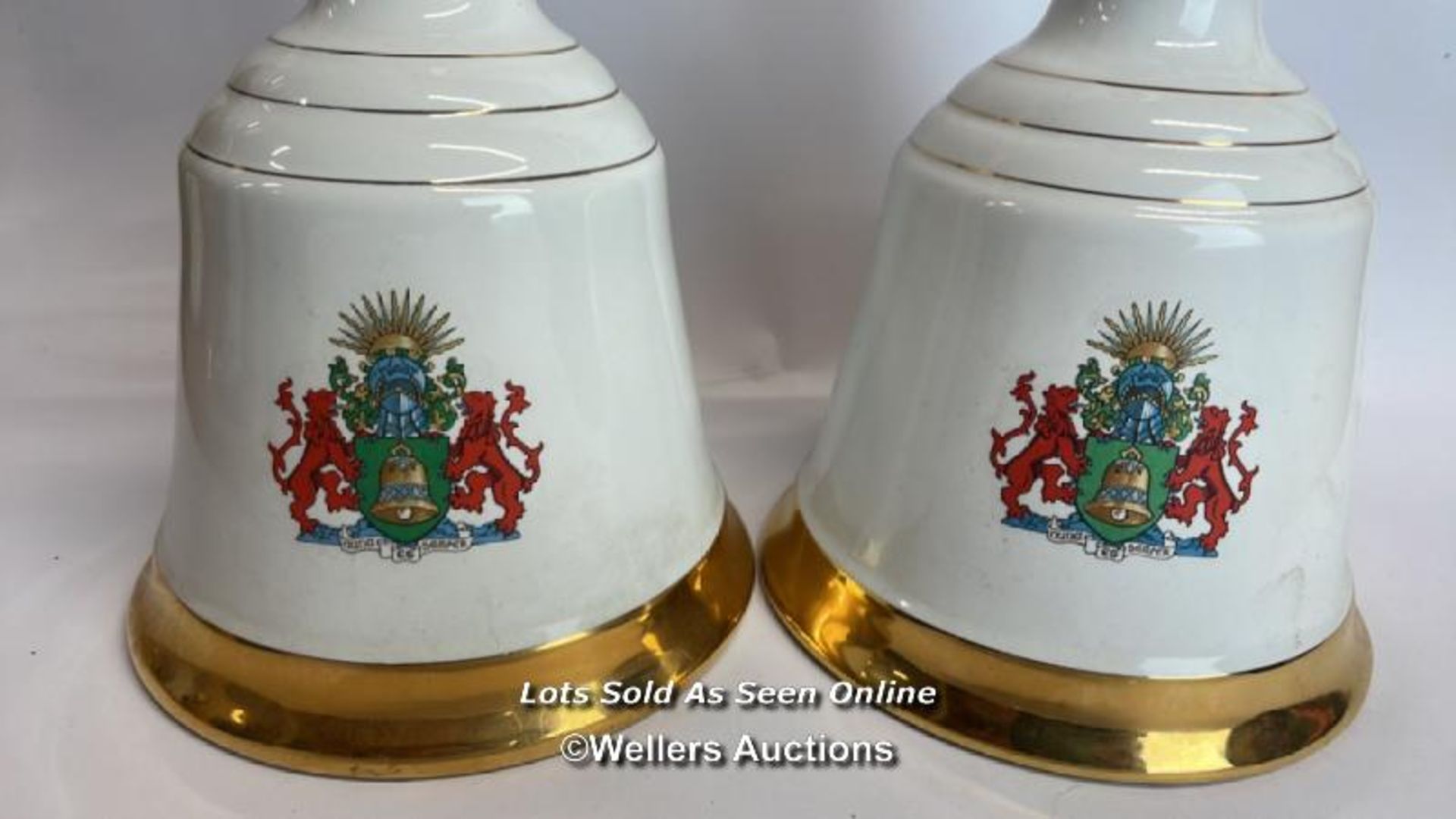 Two Bell's Scotch Whisky Decanters Commemerating The Marriage of Prince Andrew and Sarah Ferguson 23 - Image 7 of 10