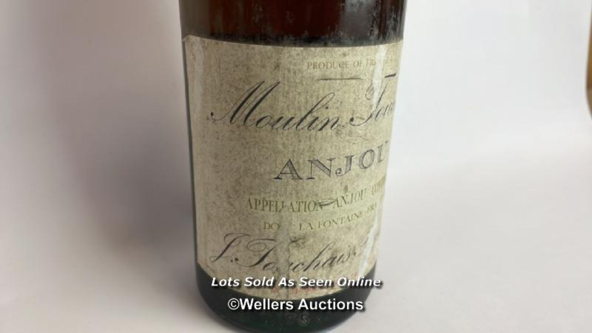 1959 Moulin Touchais Anjou L.Touchais Proprietaire, 73cl, 12% vol / Please see images for fill level - Image 5 of 14