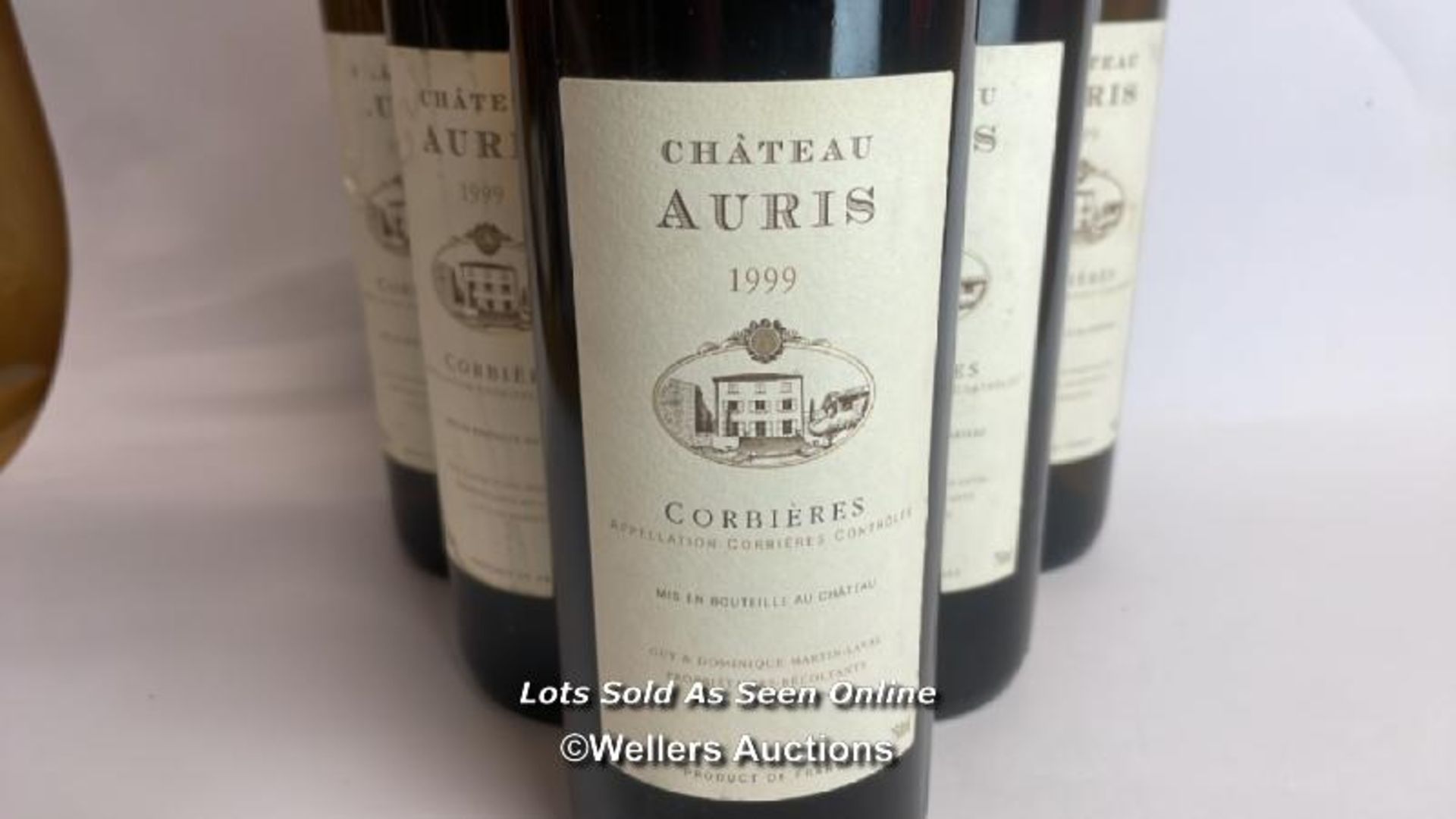 Six bottles of 1999 Chateau Auris Corbieres, Mis En Boutille Au Chateau, 75cl, 12.5% vol / Please - Image 3 of 8