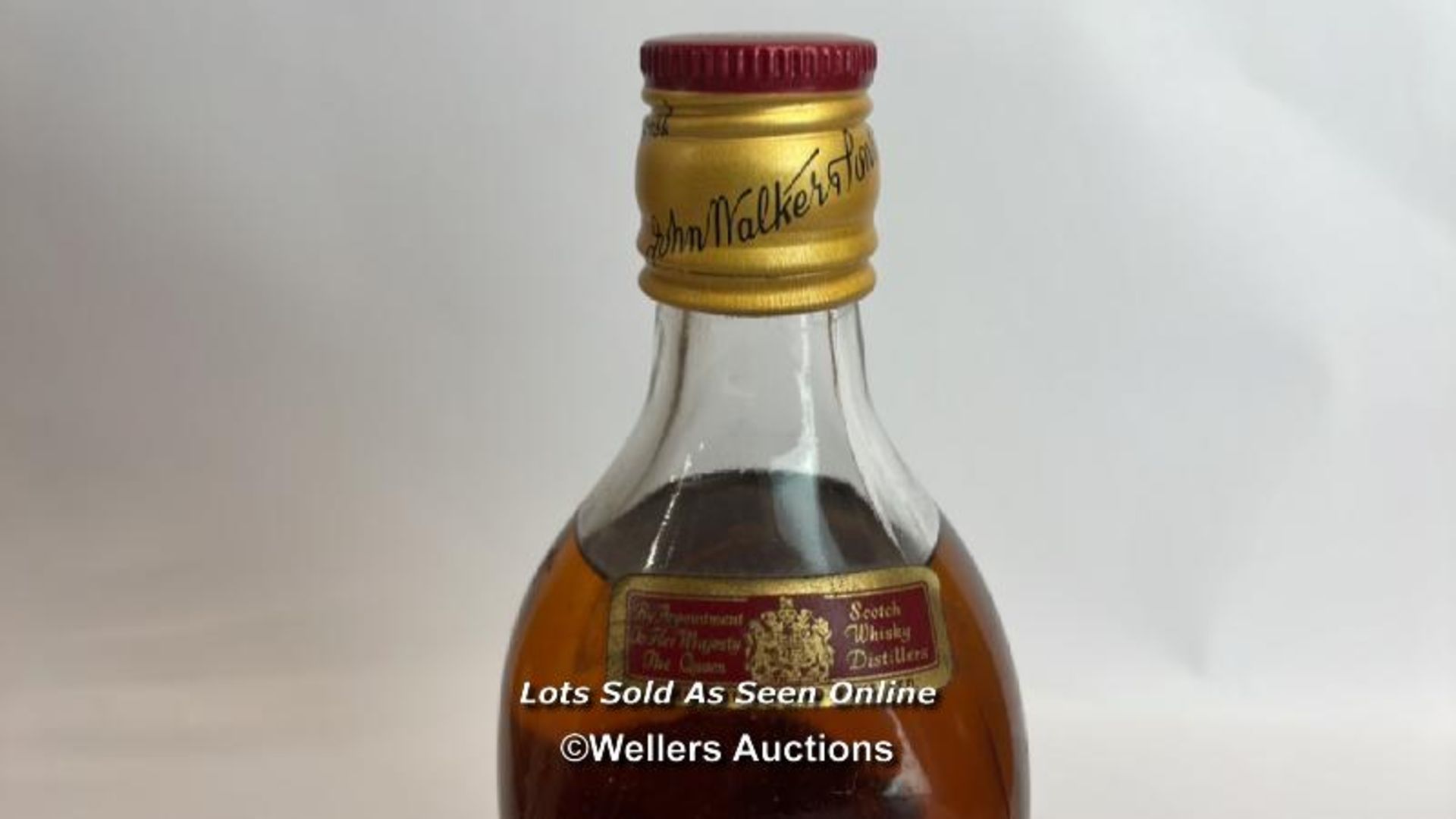 Johnnie Walker Red Label Old Scotch Whisky, Vintage bottling, 50cl, in original box / Please see - Image 11 of 14