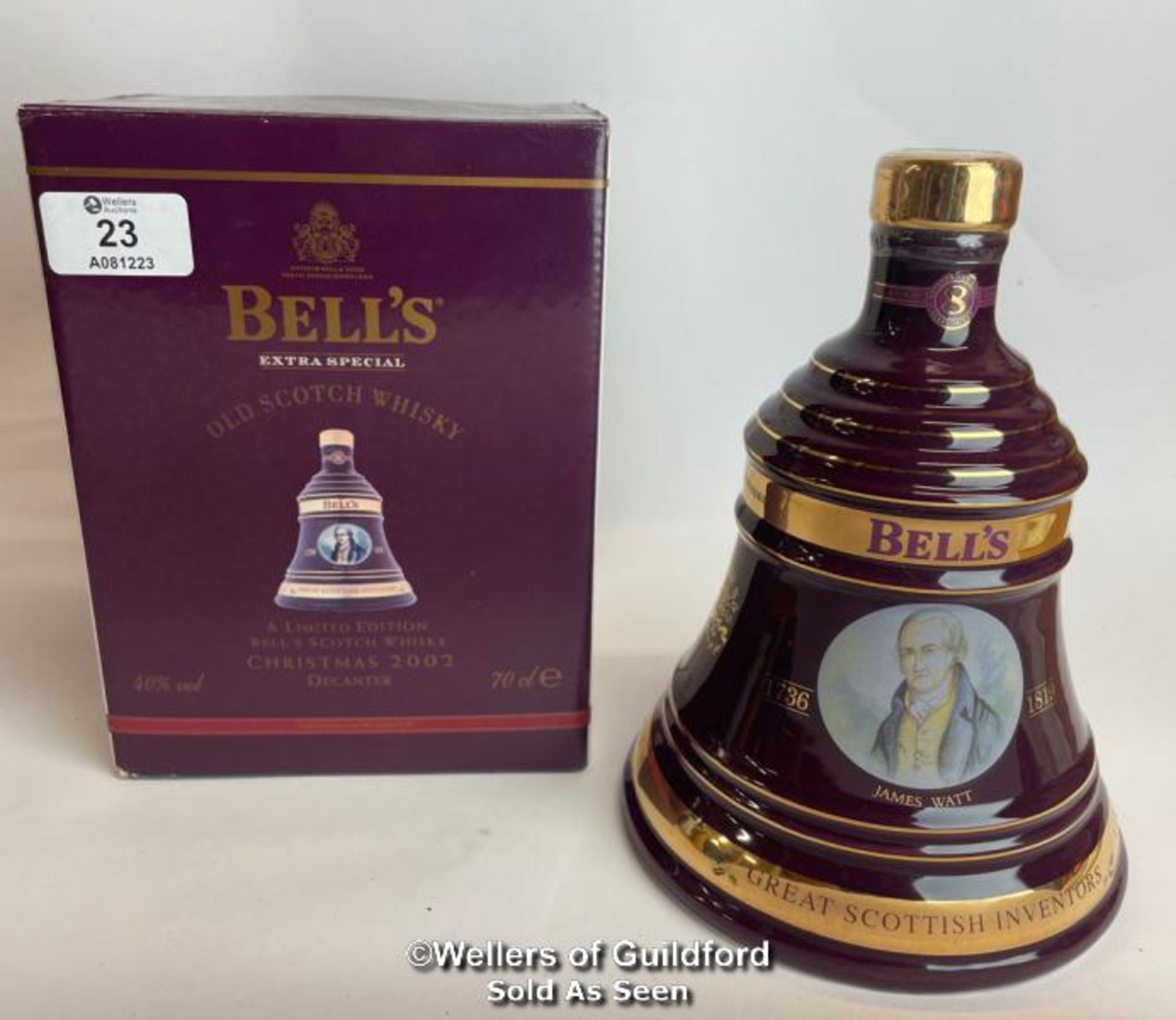 Bell's 2002 Old Scotch Whisky Limited Edition Christmas Decanter, Aged 8 Years, Brand New and Boxed, - Image 2 of 8