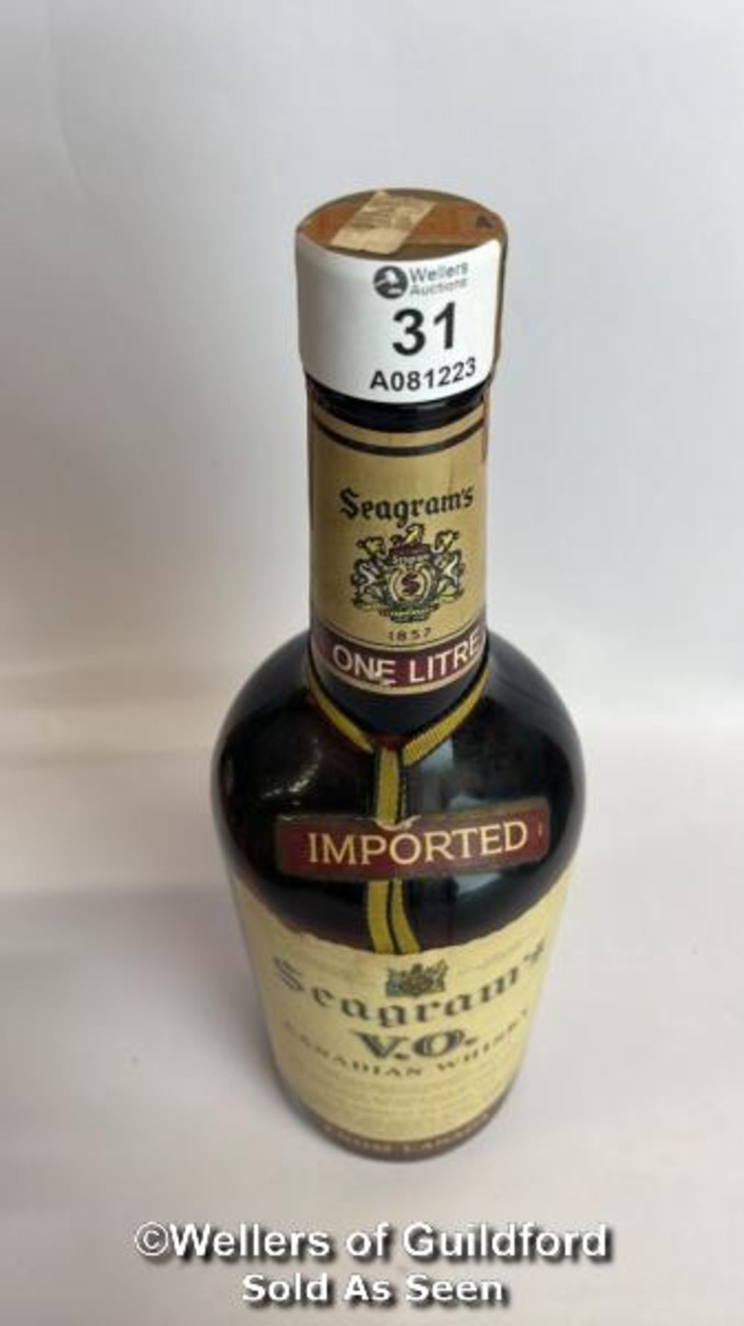 Seagrams V.O. Canadian Whisky, Aged 6 Years, Bottled in 1982, 1L, 43% vol / Please see images for - Image 8 of 12