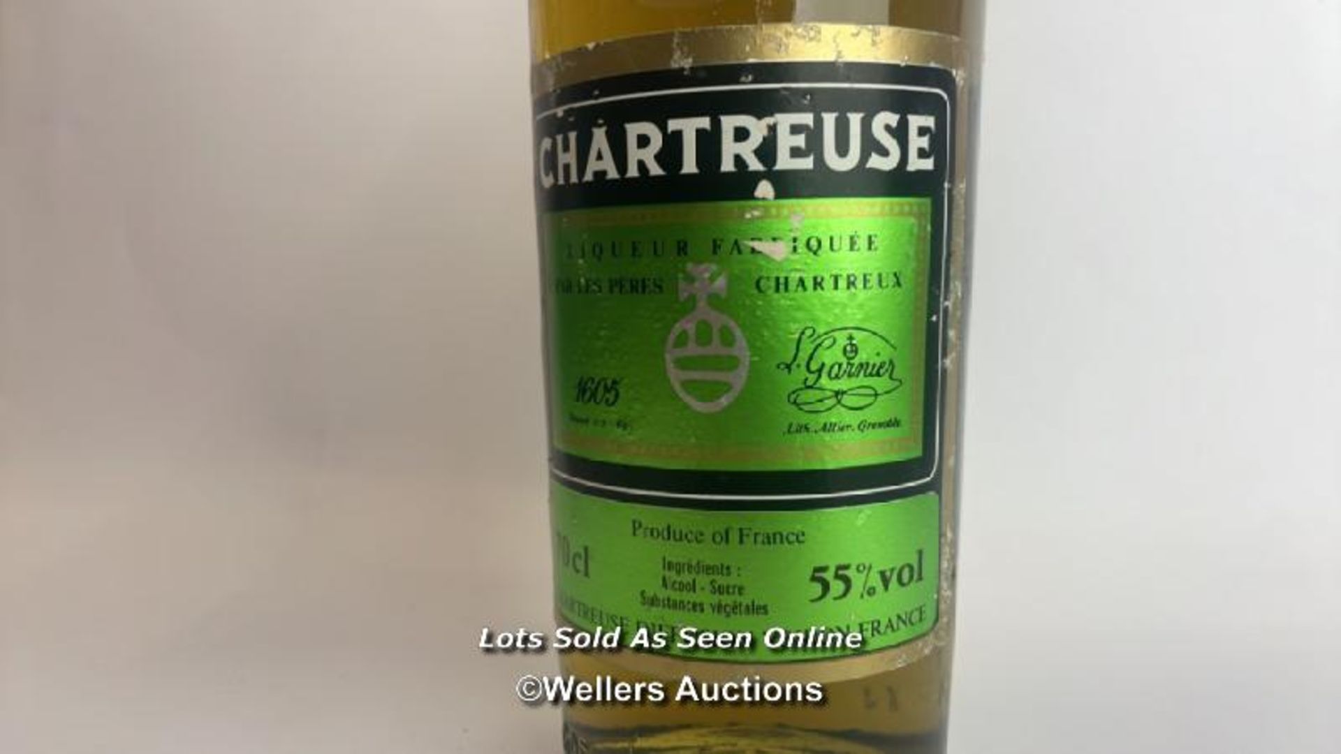Chartreuse Liquer, 70cl, 55% vol / Please see images for fill level and general condition. Please be - Image 4 of 6