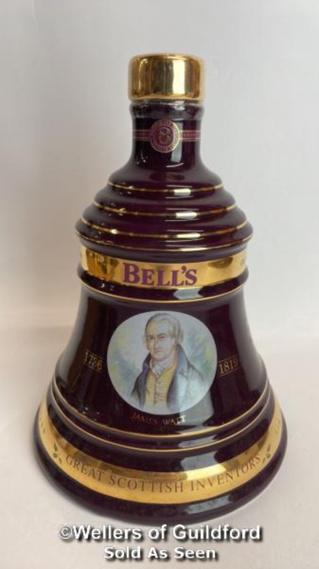 Bell's 2002 Old Scotch Whisky Limited Edition Christmas Decanter, Aged 8 Years, Brand New and Boxed, - Image 4 of 8