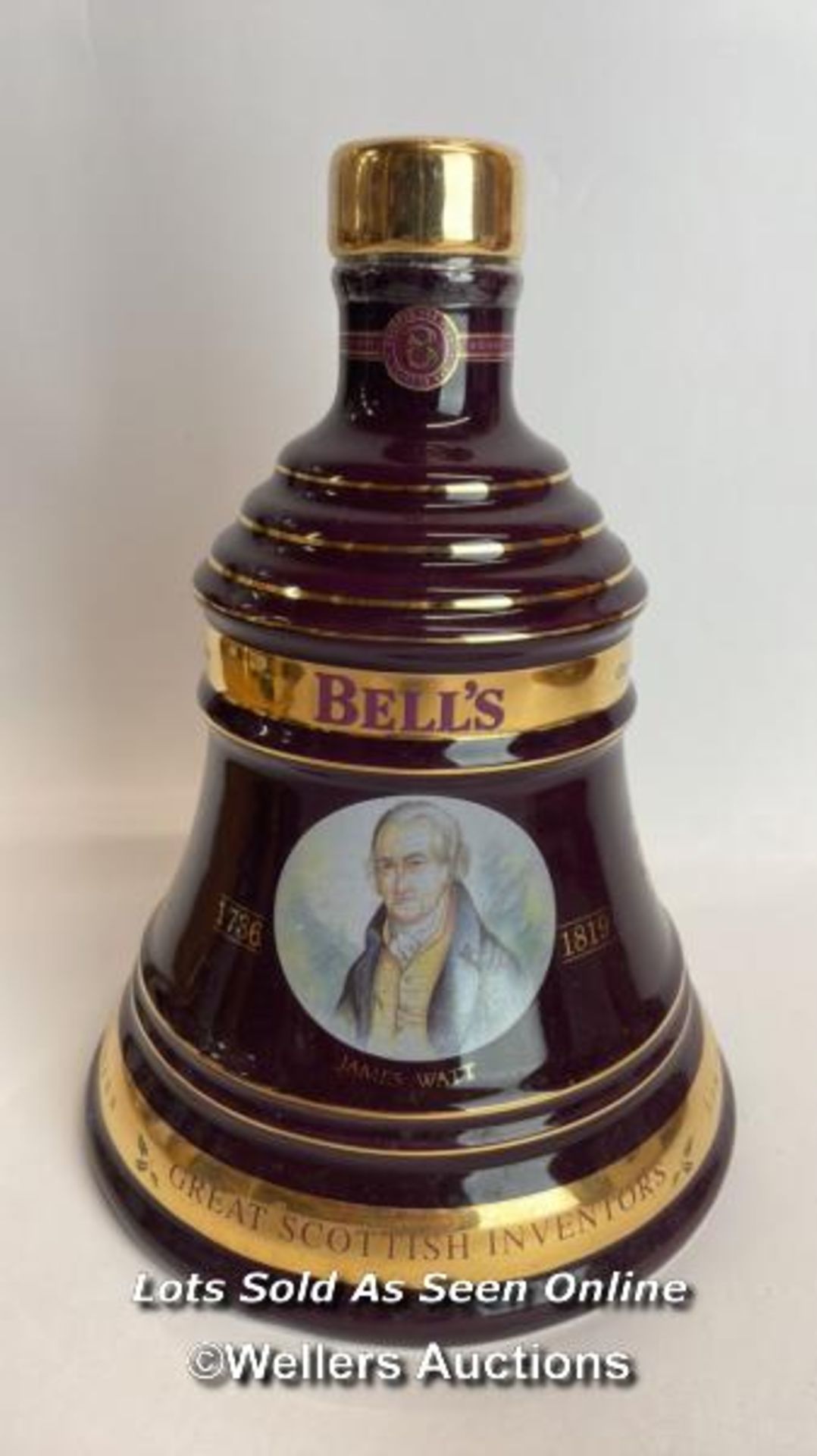 Bell's 2002 Old Scotch Whisky Limited Edition Christmas Decanter, Aged 8 Years, Brand New and Boxed, - Image 3 of 8