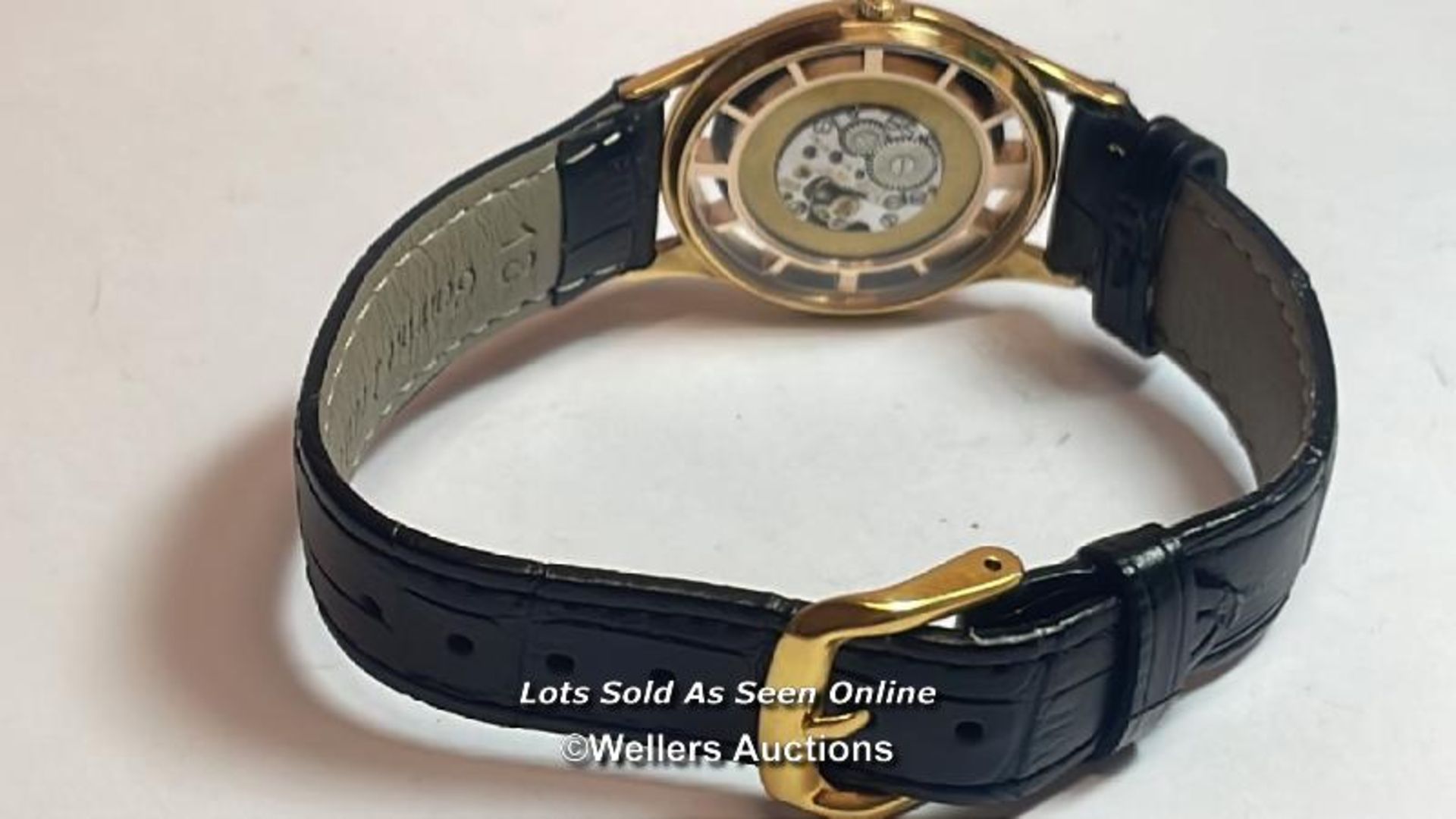 Rolex dial and movement cal 1400, re-cased into a gents wristwatch and comes presented in a - Bild 11 aus 18