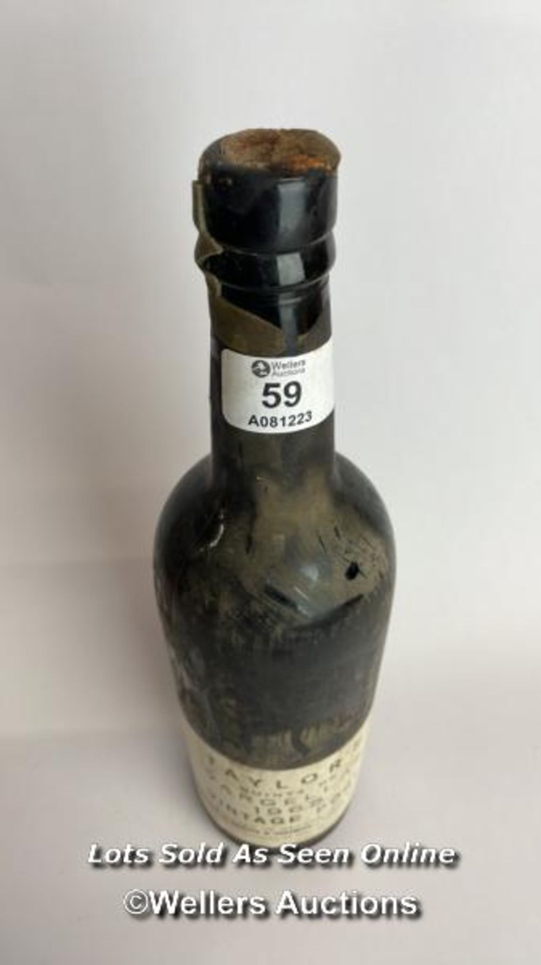 Taylor's Quinta De Vargellas 1965 Vintage port, Minor damage to cap / Please see images for fill - Image 5 of 6