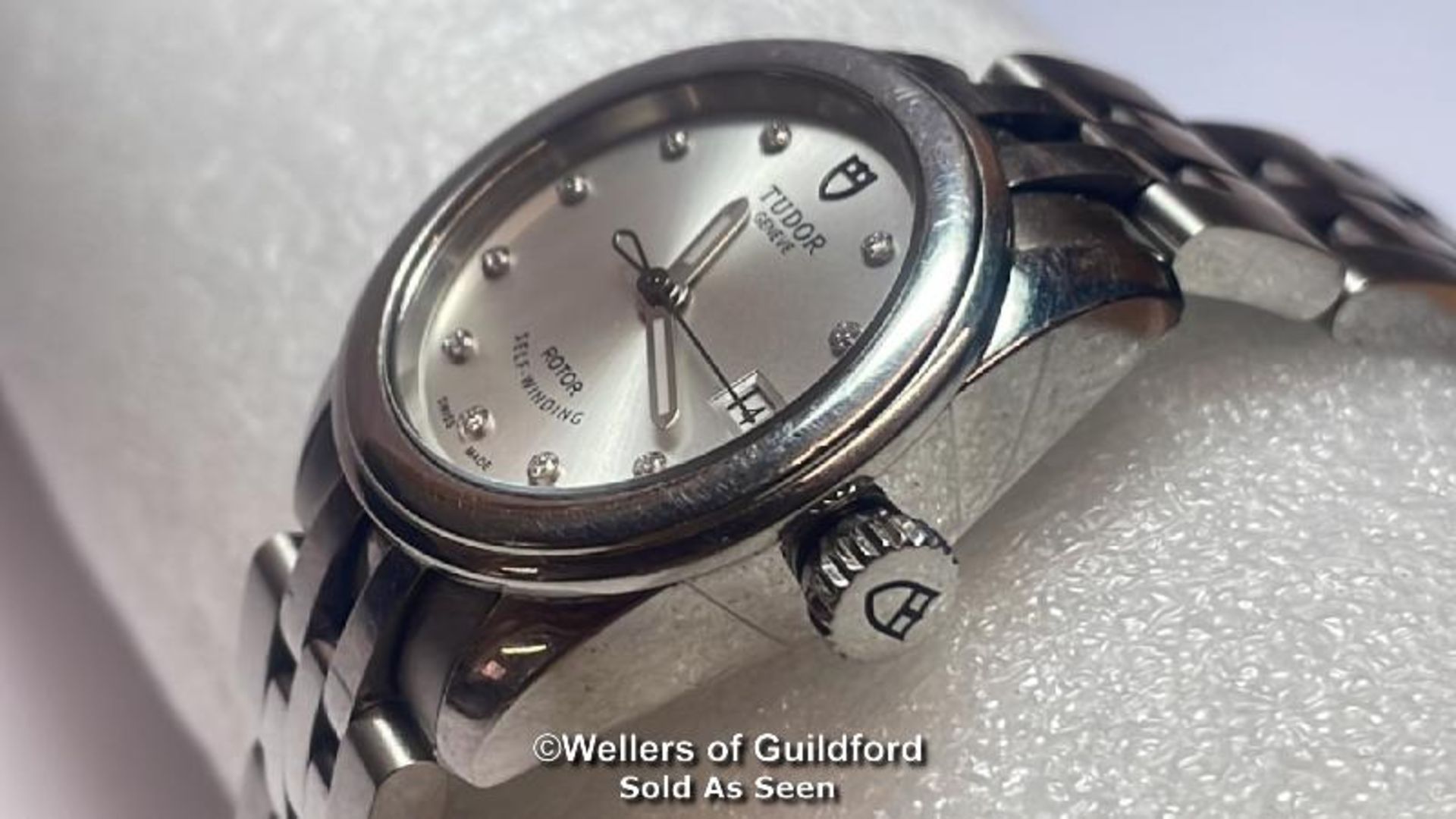Tudor Geneve stainless steel wristwatch model M15000, 2.5cm dial with ten round brilliant cut - Image 4 of 12