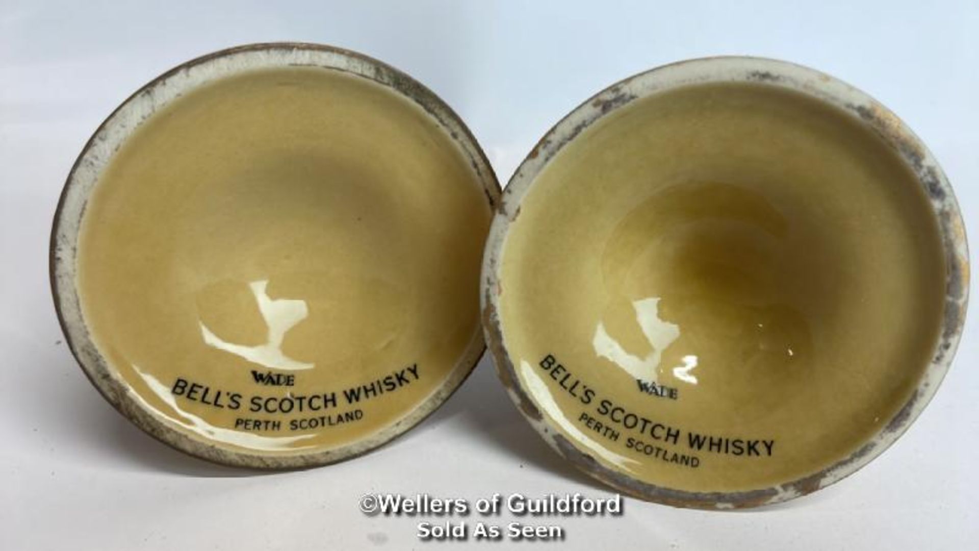 Two Bell's Specially Selected Blended Sotch Whisky, Bottles made by Wade, 18.75cl. 40% vol / - Image 8 of 10