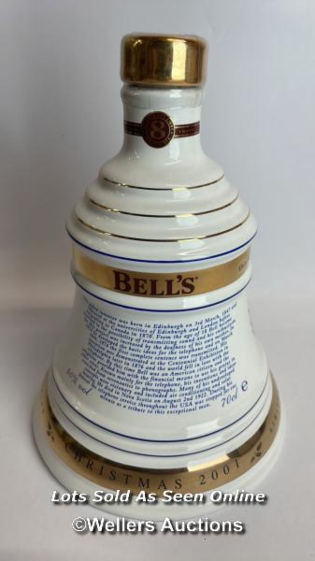 Bell's 2001 Old Scotch Whisky Limited Edition Christmas Decanter, Aged 8 Years, Brand New and Boxed, - Image 5 of 10