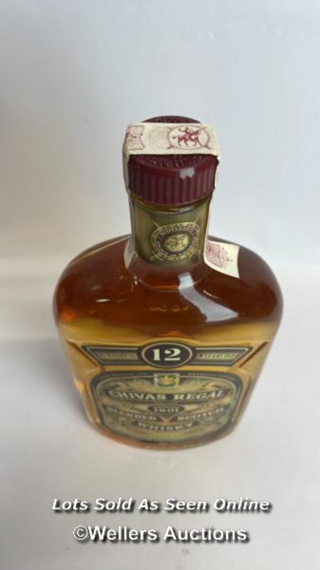 Chivas Regal Blended Scotch Whisky, Aged 12 Years, 50cl, 43% vol, In original box / Please see - Image 6 of 6