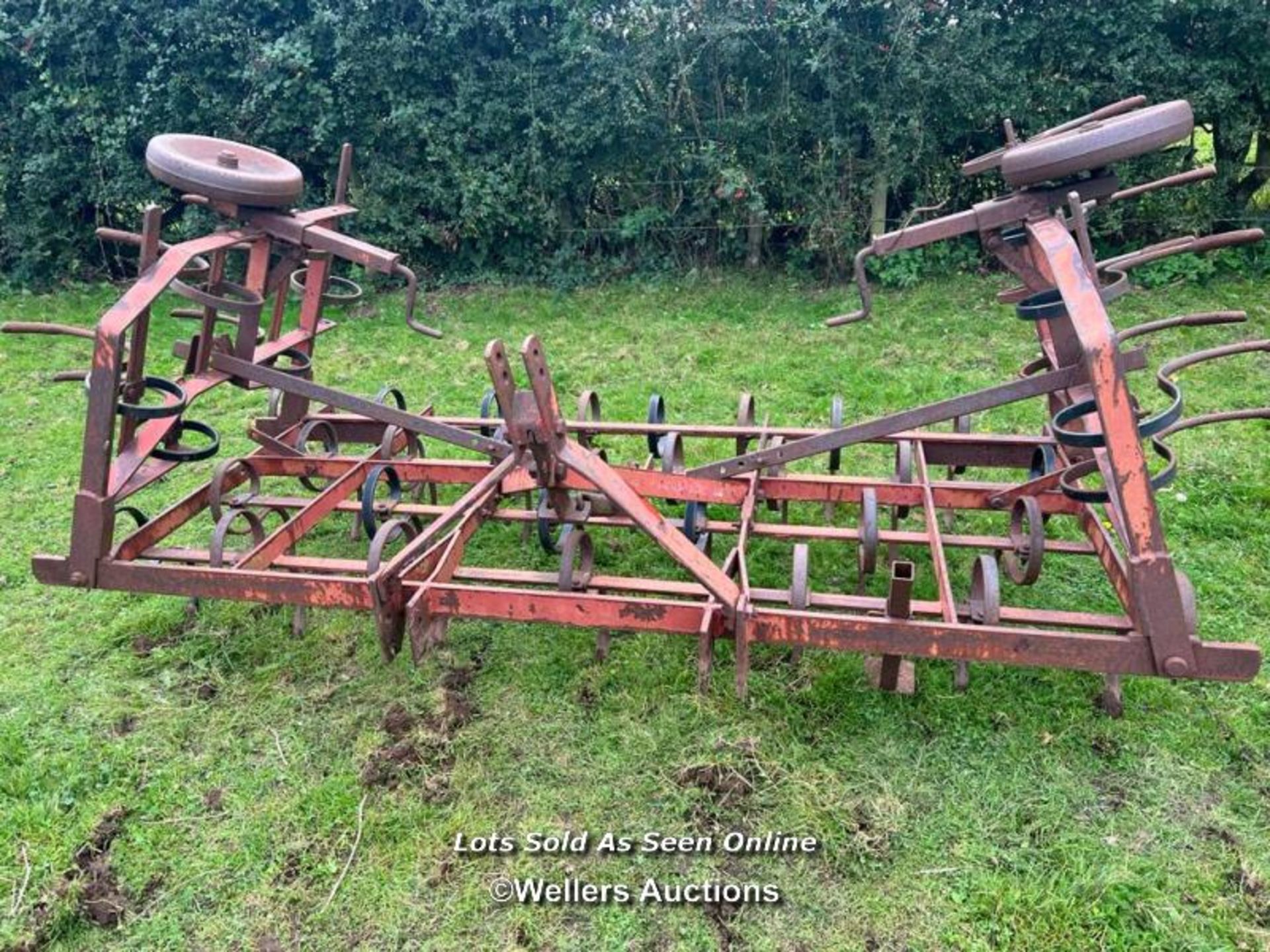 FOLDING TRIPLE K SPRING TINE CULTIVATOR / ITEM LOCATED AT READING