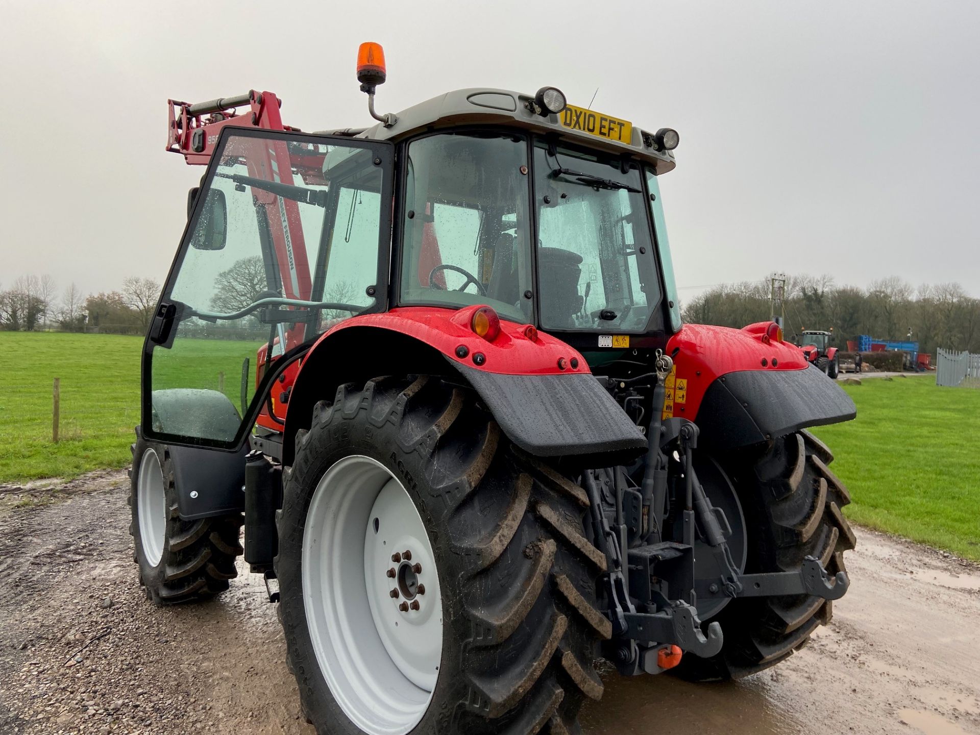 MASSEY FERGUSON 5470 4WD TRACTOR - Image 9 of 13