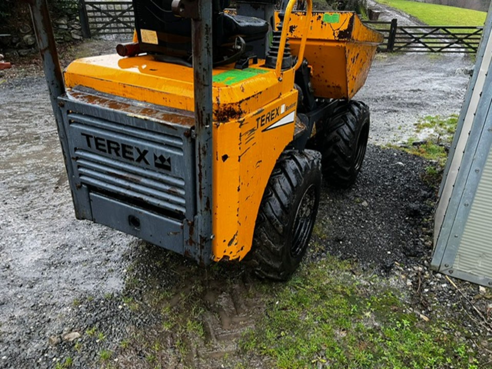 TEREX 1 TON HIGH LIFT DUMPER - Image 2 of 7