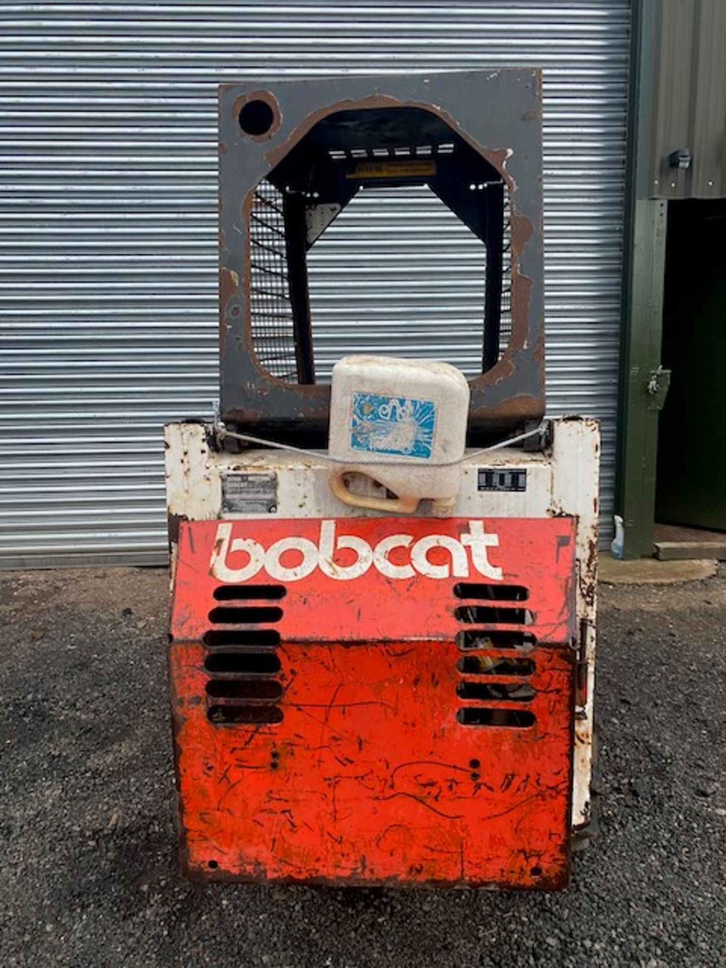 BOBCAT 310 SKID STEER LOADER WITH BUCKET - Image 5 of 5