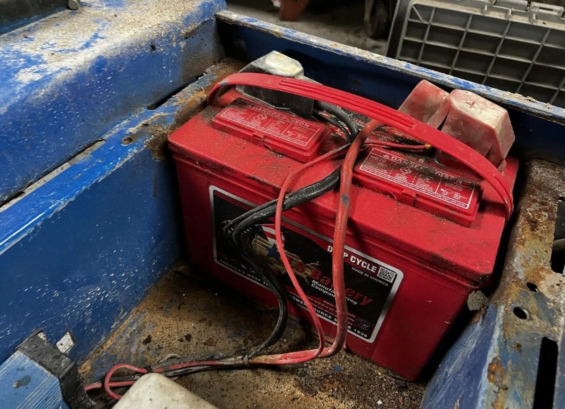 NANO POWER TOWER SCISSOR LIFT - Image 4 of 5