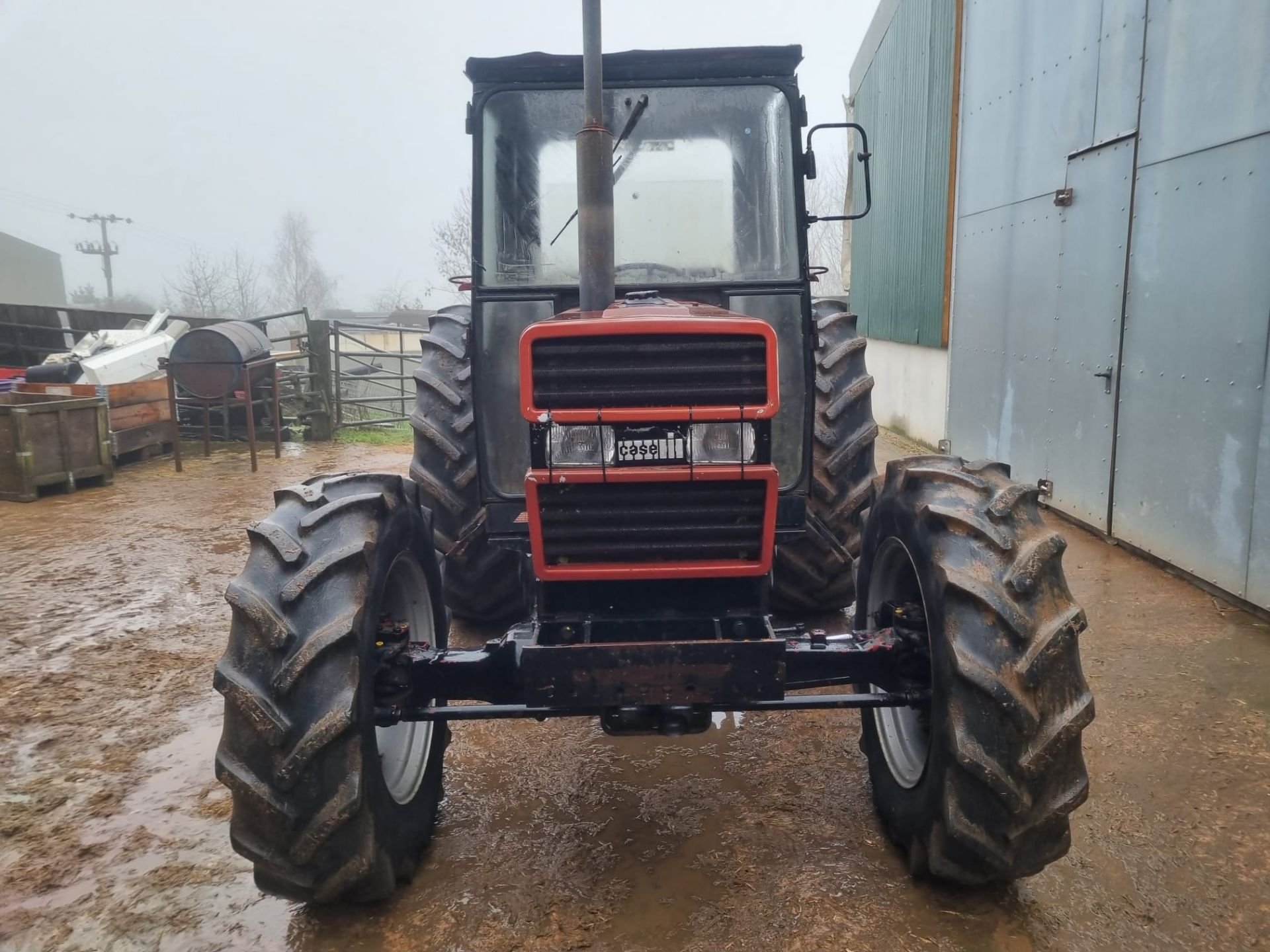 CASE INTERNATIONAL 885 4WD TRACTOR - Image 7 of 10