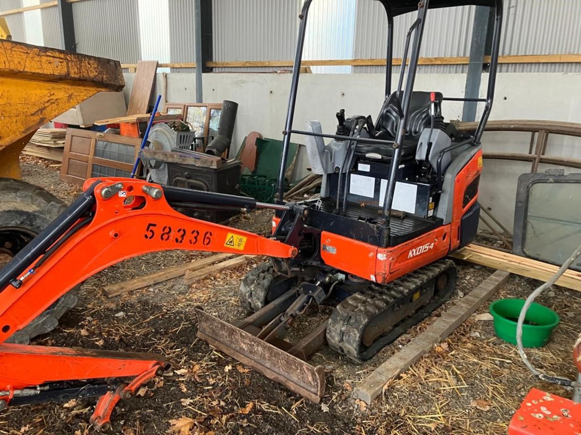 2015 KUBOTA KX015.4 MINI DIGGER