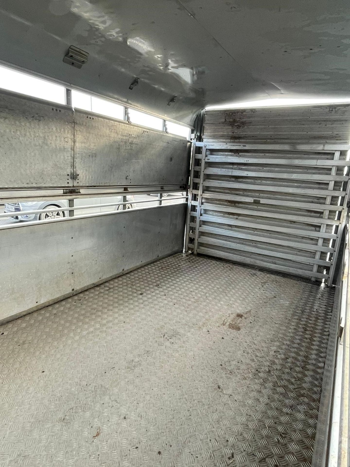 IFOR WILLIAMS LIVESTOCK TRAILER - Image 6 of 6