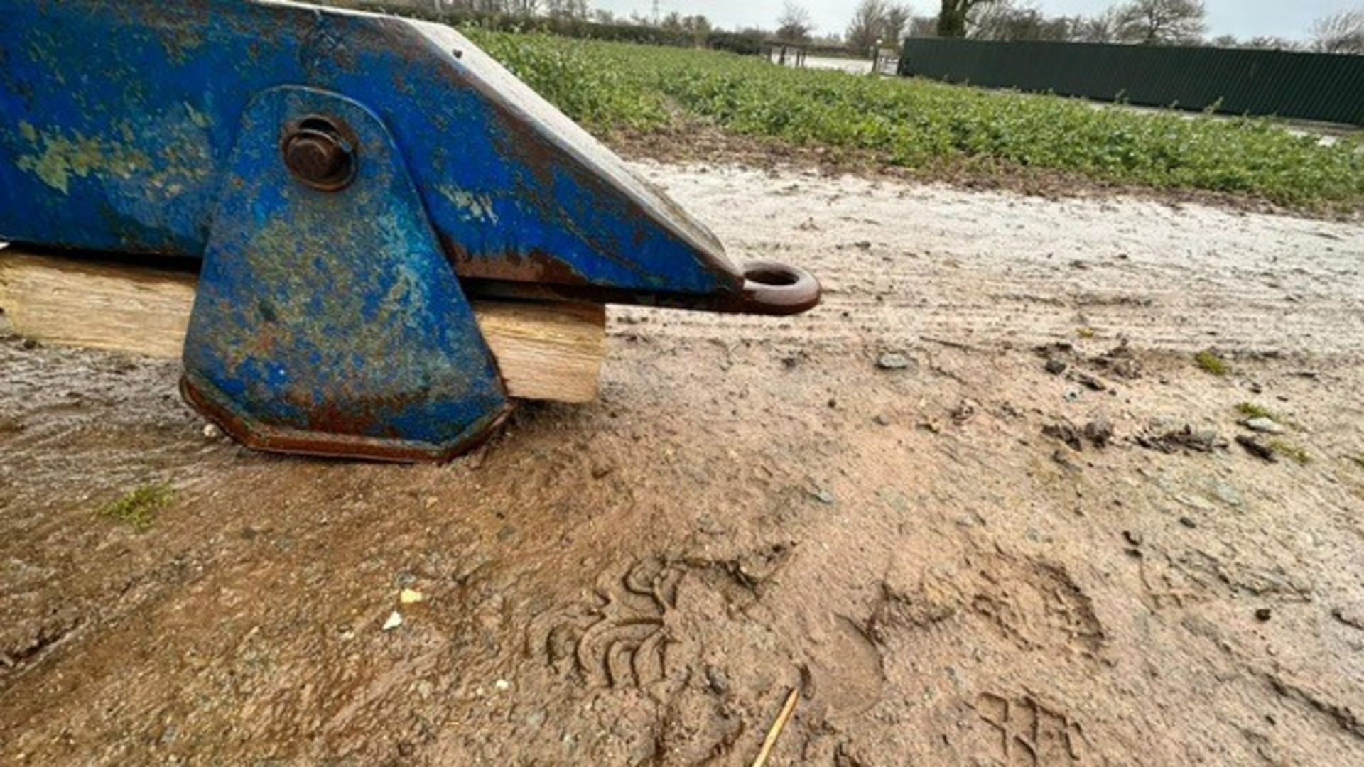 8 TON SILAGE TRAILER - Image 9 of 11