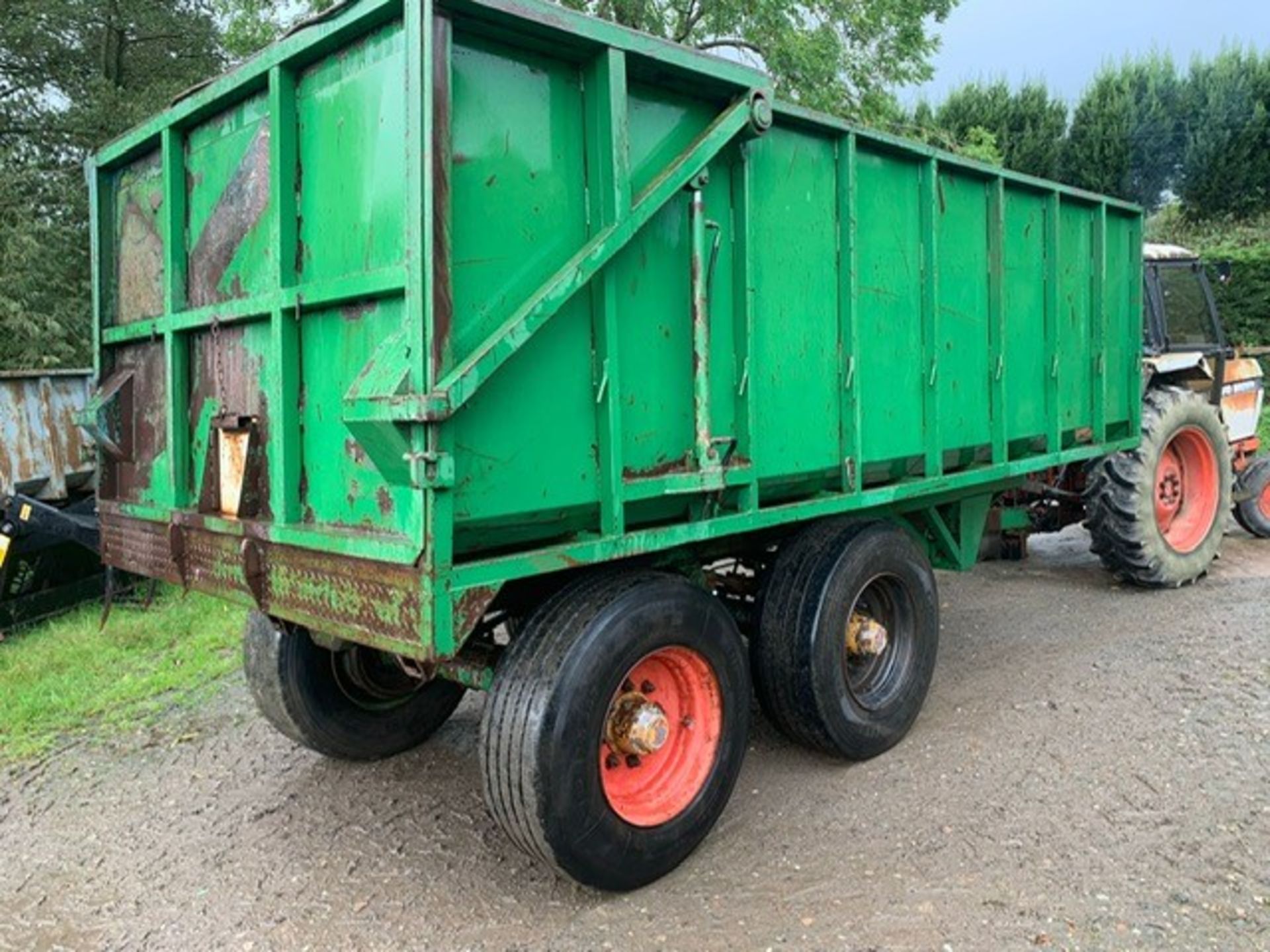 MERRICK LOGIN 10 TON TIPPING TRAILER - Image 4 of 6