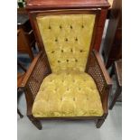REPRODUCTION BUTTON BACK LIBRARY CHAIR