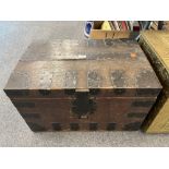 VICTORIAN OAK CHEST